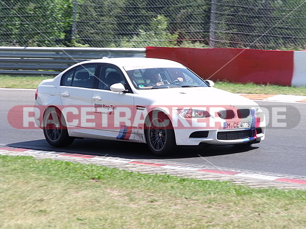 Bild #14239 - Touristenfahrten Nordschleife (Sa) 18.06.2011