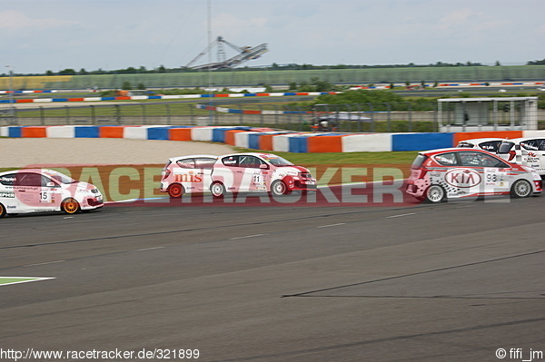 Bild #321899 - KIA Lotos Race 2013 EuroSpeedway Lausitz