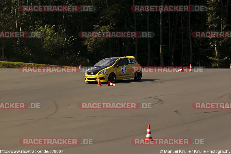 Bild #678667 - 3. Automobil-Slalom des AC Bad Driburg e.V.