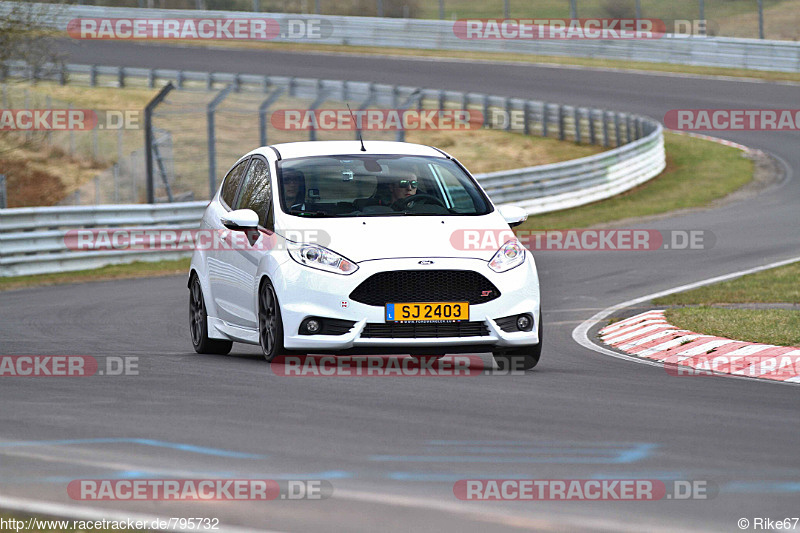 Bild #795732 - Touristenfahrten Nürburgring Nordschleife 06.04.2015