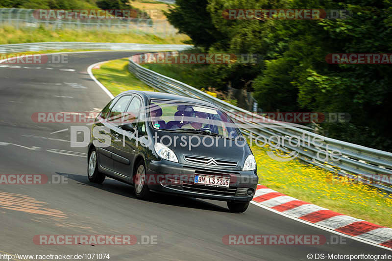 Bild #1071074 - Touristenfahrten Nürburgring Nordschleife 09.08.2015