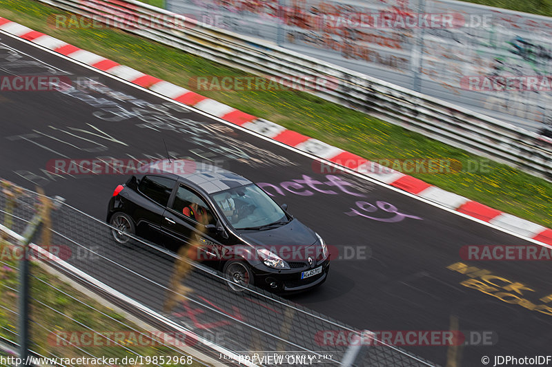 Bild #19852968 - Touristenfahrten Nürburgring Nordschleife 09.08.2015