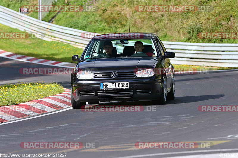 Bild #1211227 - Touristenfahrten Nürburgring Nordschleife 27.09.2015