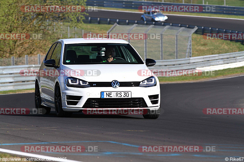 Bild #822065 - Touristenfahrten Nürburgring Nordschleife 21.04.2015