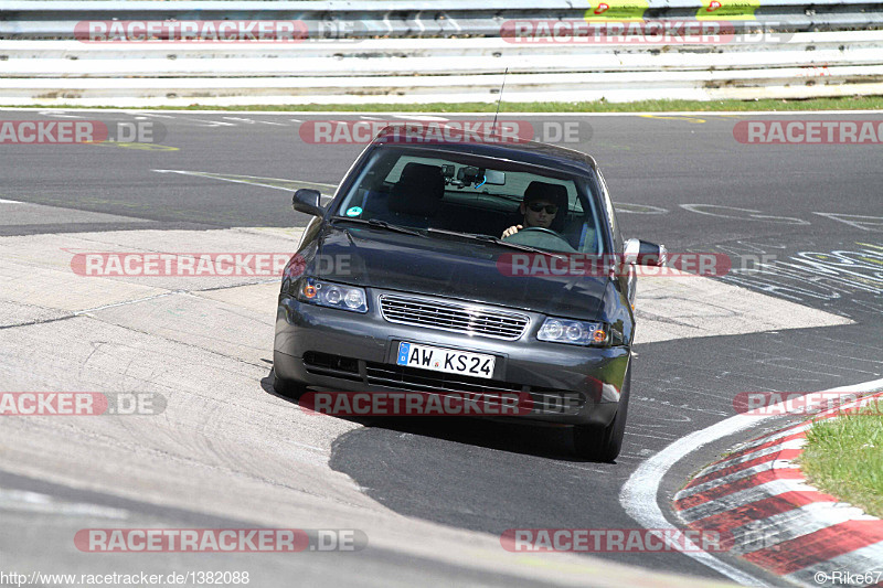 Bild #1382088 - Touristenfahrten Nürburgring Nordschleife 09.04.2016