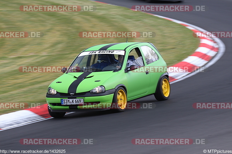 Bild #1432625 - Touristenfahrten Nürburgring Nordschleife 24.04.2016