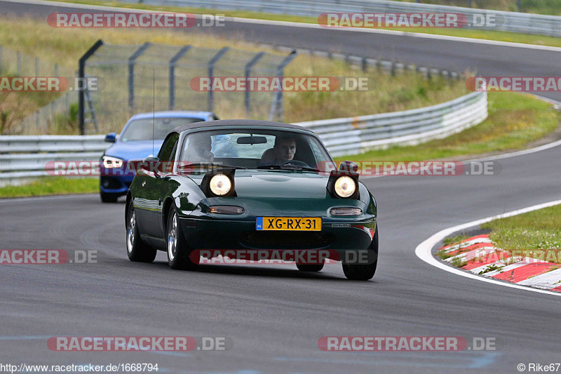 Bild #1668794 - Touristenfahrten Nürburgring Nordschleife 03.07.2016