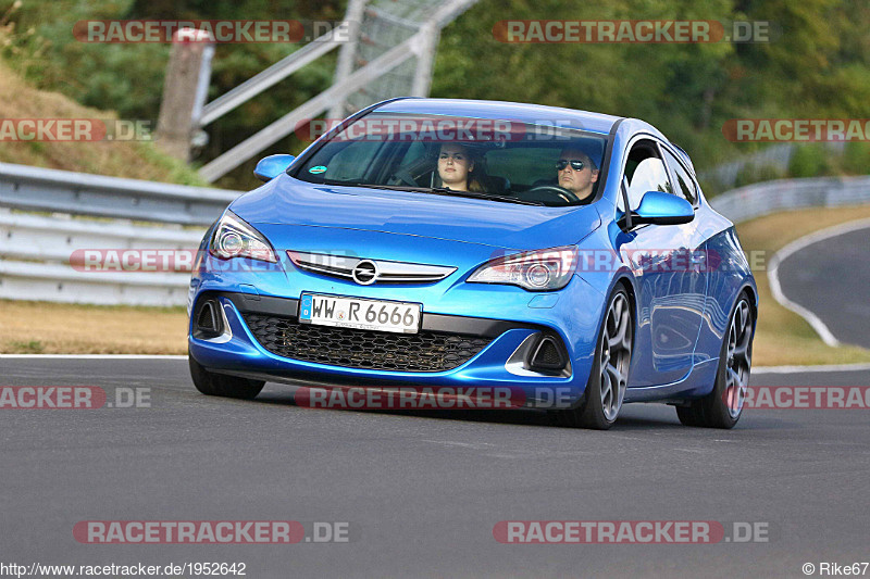 Bild #1952642 - Touristenfahrten Nürburgring Nordschleife 31.08.2016