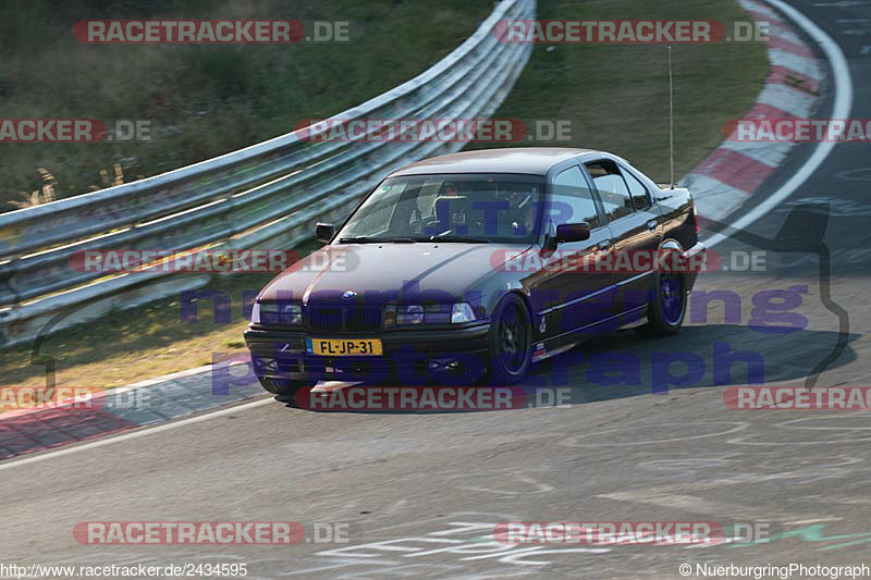 Bild #2434595 - Touristenfahrten Nürburgring Nordschleife 08.09.2016