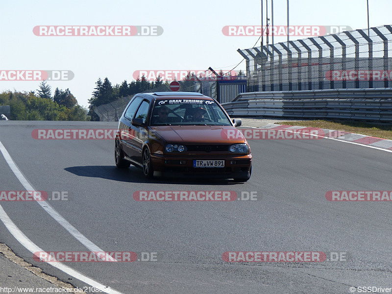 Bild #2108686 - Touristenfahrten Nürburgring Nordschleife 25.09.2016