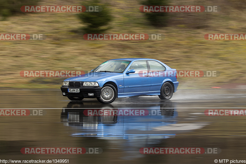 Bild #1349951 - Driftday an Ostern