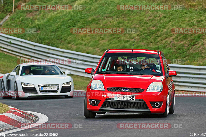 Bild #2210452 - Touristenfahrten Nürburgring Nordschleife (09.10.2016)