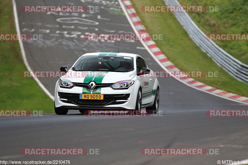 Bild #2210476 - Touristenfahrten Nürburgring Nordschleife (09.10.2016)