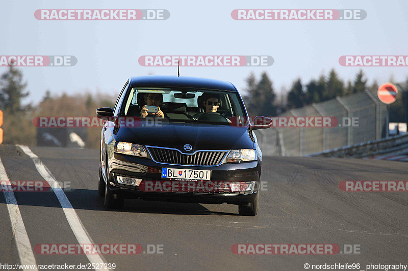 Bild #2527339 - Touristenfahrten Nürburgring Nordschleife 08.04.2017