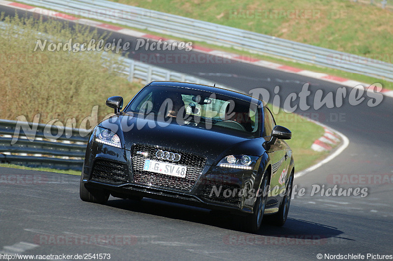 Bild #2541573 - Touristenfahrten Nürburgring Nordschleife 09.04.2017