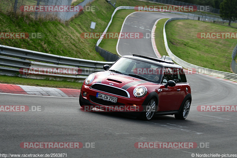 Bild #2563871 - Touristenfahrten Nürburgring Nordschleife 12.04.2017