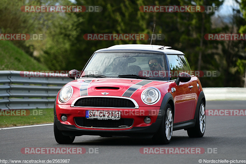 Bild #2563987 - Touristenfahrten Nürburgring Nordschleife 12.04.2017