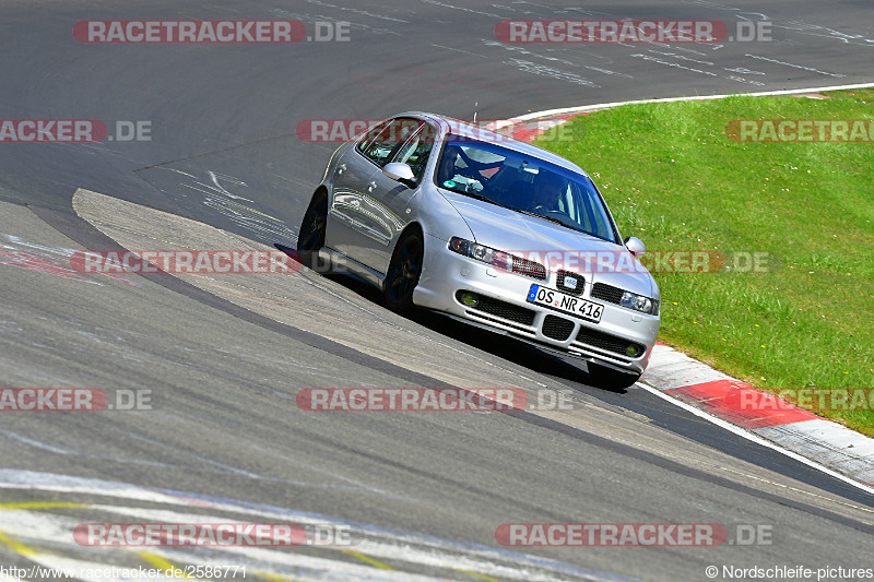 Bild #2586771 - Touristenfahrten Nürburgring Nordschleife 14.04.2017