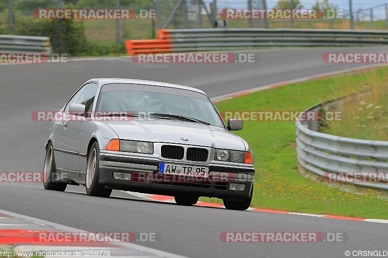 Bild #3259778 - Touristenfahrten Nürburgring Nordschleife 27.07.2017