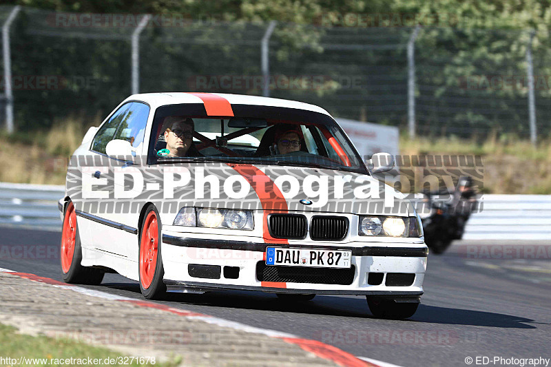 Bild #3271678 - Touristenfahrten Nürburgring Nordschleife 30.07.2017