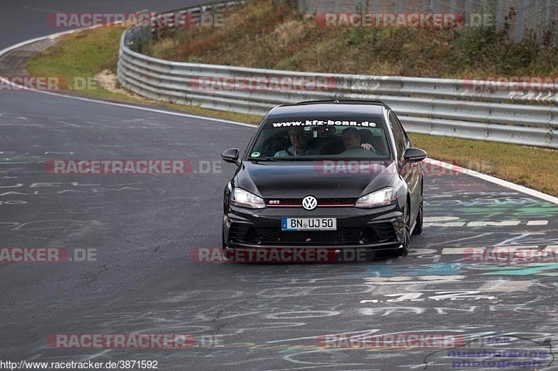 Bild #3871592 - Touristenfahrten Nürburgring Nordschleife 19.11.2017