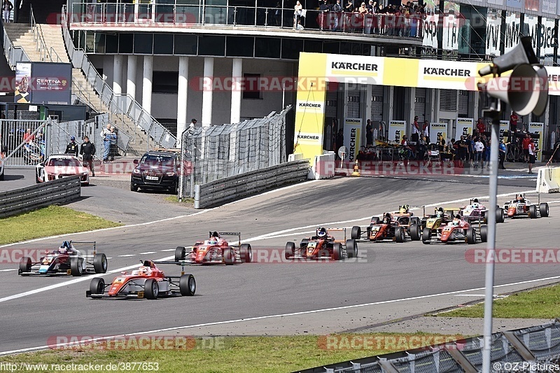 Bild #3877653 - ADAC Formel 4 Nürburgring 2017