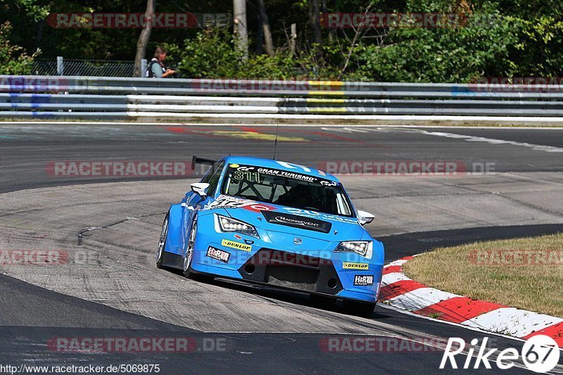 Bild #5069875 - VLN - 6-Stunden-Ruhr-Pokal-Rennen / Nürburg