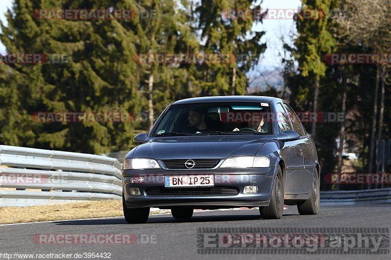 Bild #3954432 - Touristenfahrten Nürburgring Nordschleife Carfreitag 30.03.2018