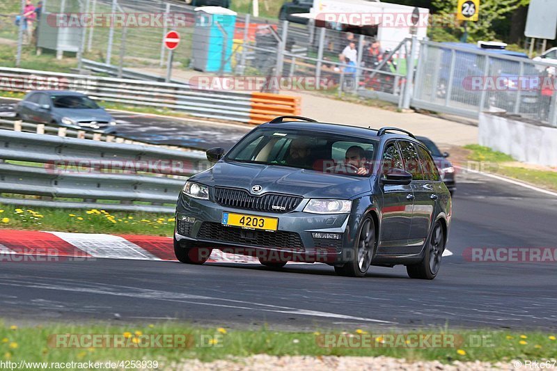 Bild #4253939 - Touristenfahrten Nürburgring Nordschleife 29.04.2018