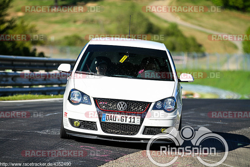 Bild #4352490 - Touristenfahrten Nürburgring Nordschleife 06.05.2018