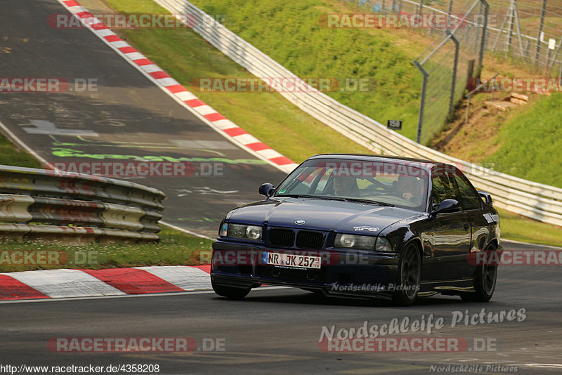 Bild #4358208 - Touristenfahrten Nürburgring Nordschleife 15.05.2018