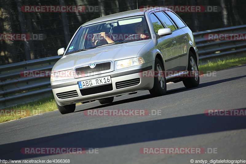 Bild #4366368 - Touristenfahrten Nürburgring Nordschleife 17.05.2018