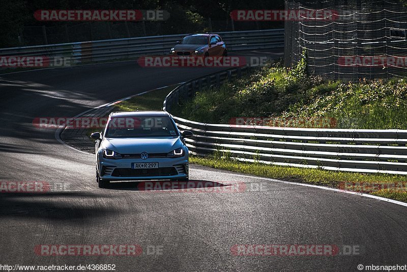 Bild #4366852 - Touristenfahrten Nürburgring Nordschleife 17.05.2018