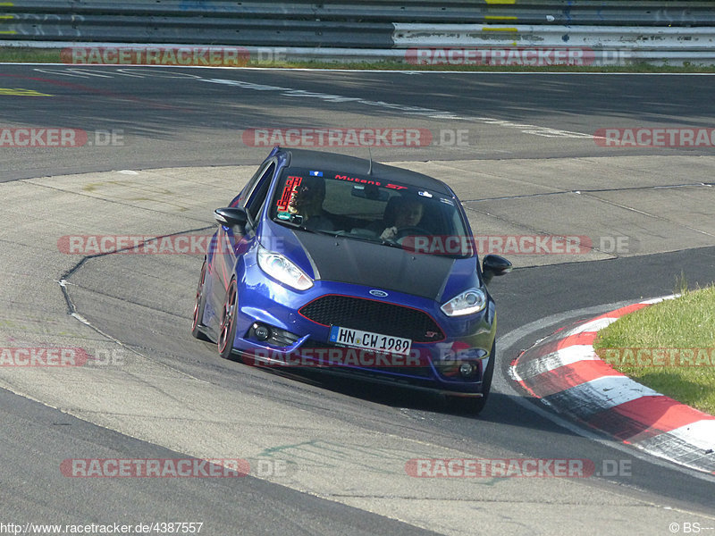 Bild #4387557 - Touristenfahrten Nürburgring Nordschleife 19.05.2018