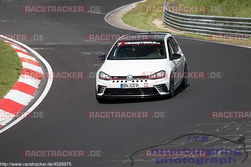 Bild #4526975 - Touristenfahrten Nürburgring Nordschleife 02.06.2018