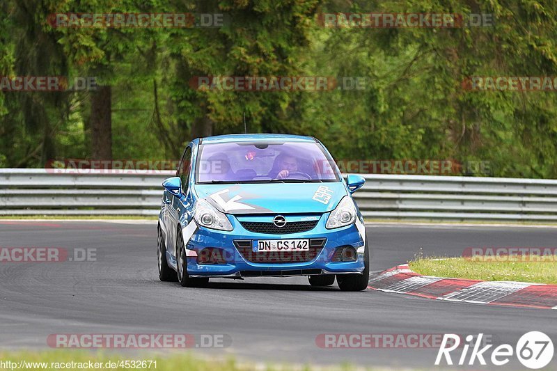 Bild #4532671 - Touristenfahrten Nürburgring Nordschleife 02.06.2018