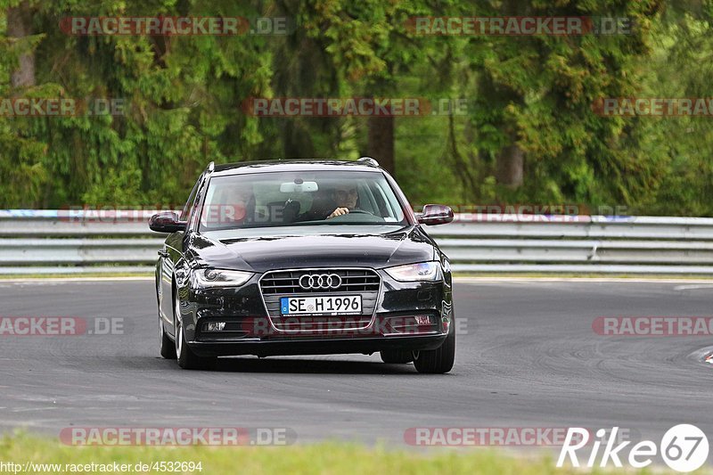 Bild #4532694 - Touristenfahrten Nürburgring Nordschleife 02.06.2018