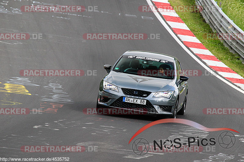 Bild #4535752 - Touristenfahrten Nürburgring Nordschleife 03.06.2018