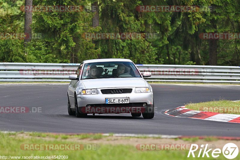 Bild #4542069 - Touristenfahrten Nürburgring Nordschleife 03.06.2018