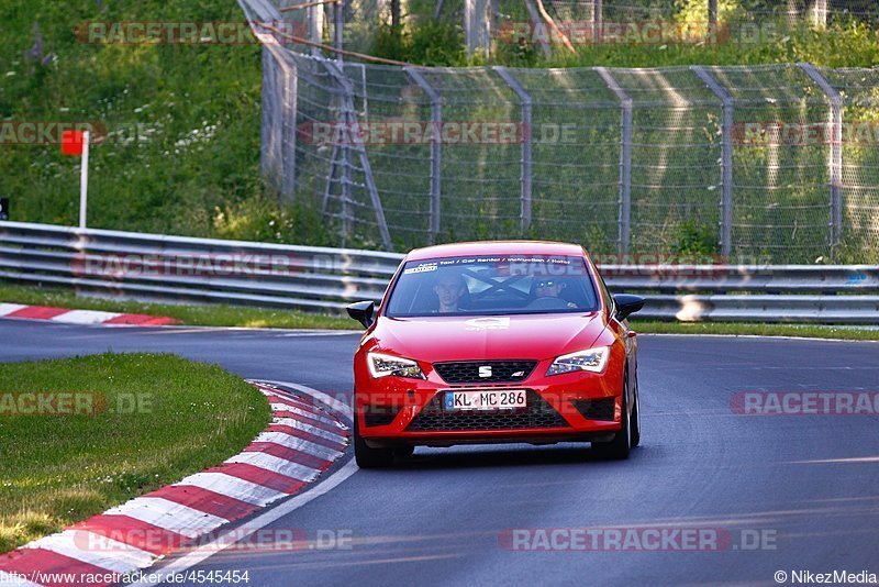 Bild #4545454 - Touristenfahrten Nürburgring Nordschleife 04.06.2018