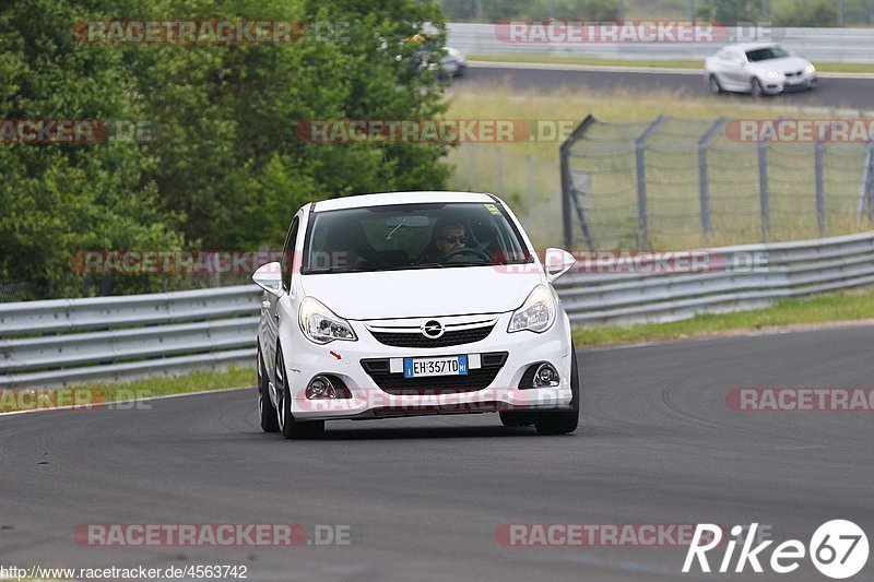 Bild #4563742 - Touristenfahrten Nürburgring Nordschleife 09.06.2018