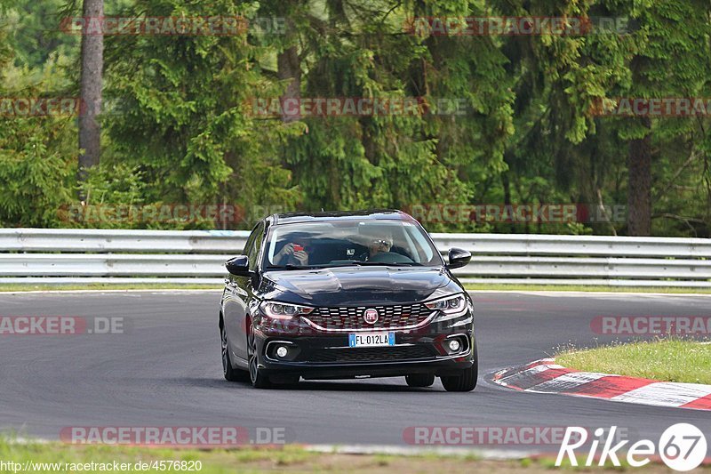 Bild #4576820 - Touristenfahrten Nürburgring Nordschleife 10.06.2018