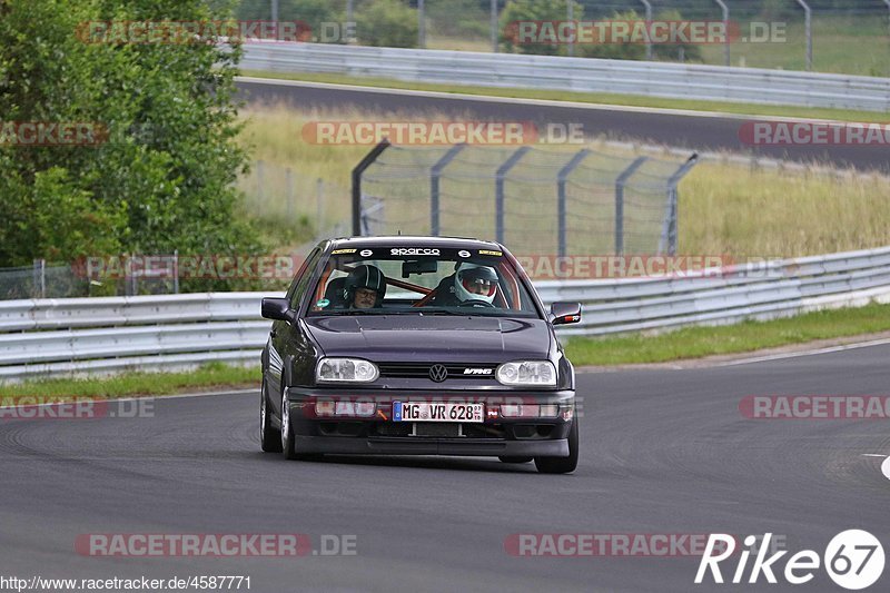 Bild #4587771 - Touristenfahrten Nürburgring Nordschleife 13.06.2018