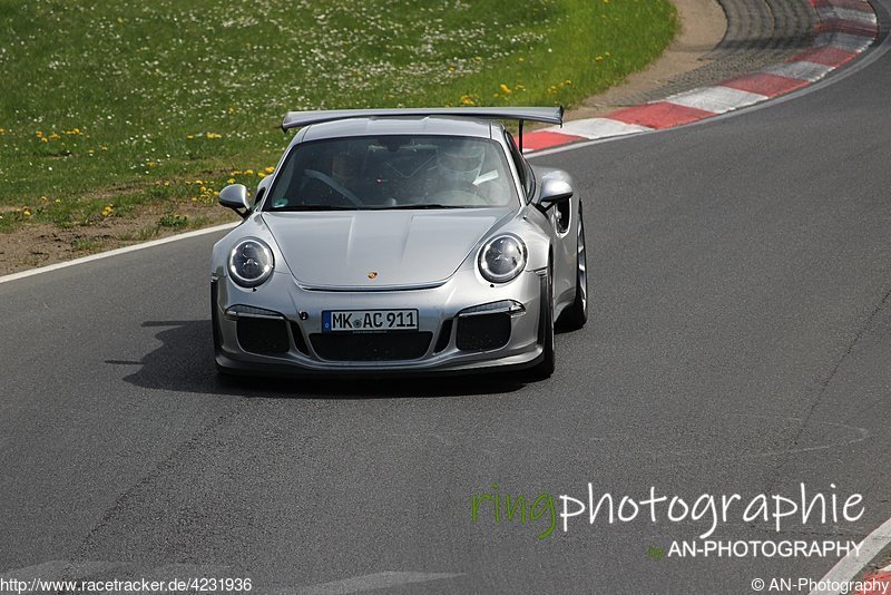 Bild #4231936 - pistenclub.de - PERMIT Lehrgang Nordschleife 27.04.2018