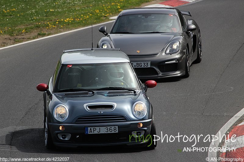 Bild #4232037 - pistenclub.de - PERMIT Lehrgang Nordschleife 27.04.2018