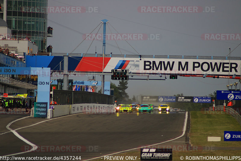 Bild #4357244 - ADAC ZURICH 24h Rennen Nürburgring 2018 - Freies Training