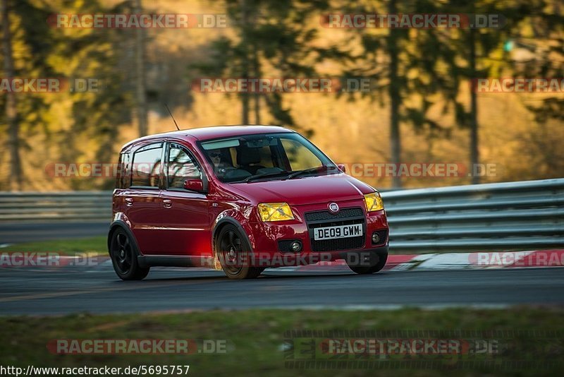 Bild #5695757 - Touristenfahrten Nürburgring Nordschleife (29.03.2019)