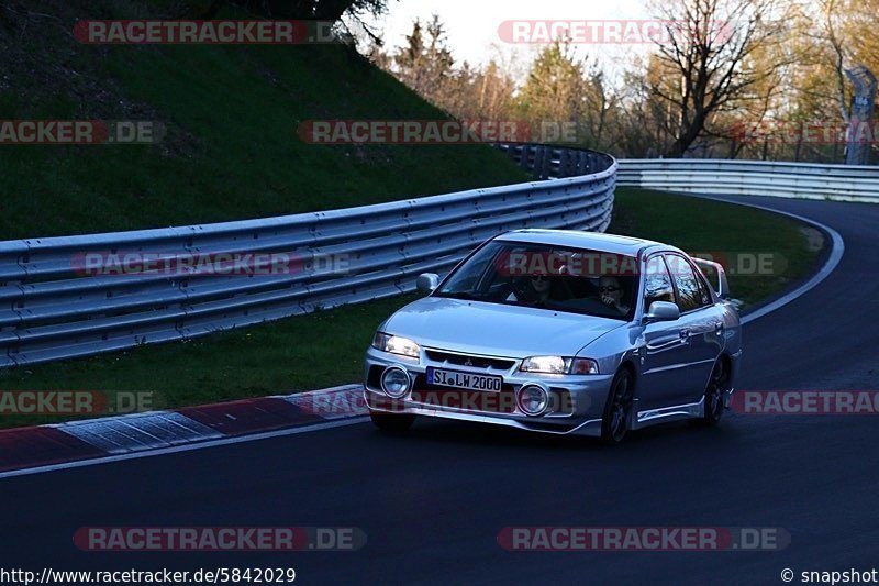 Bild #5842029 - Touristenfahrten Nürburgring Nordschleife (18.04.2019)