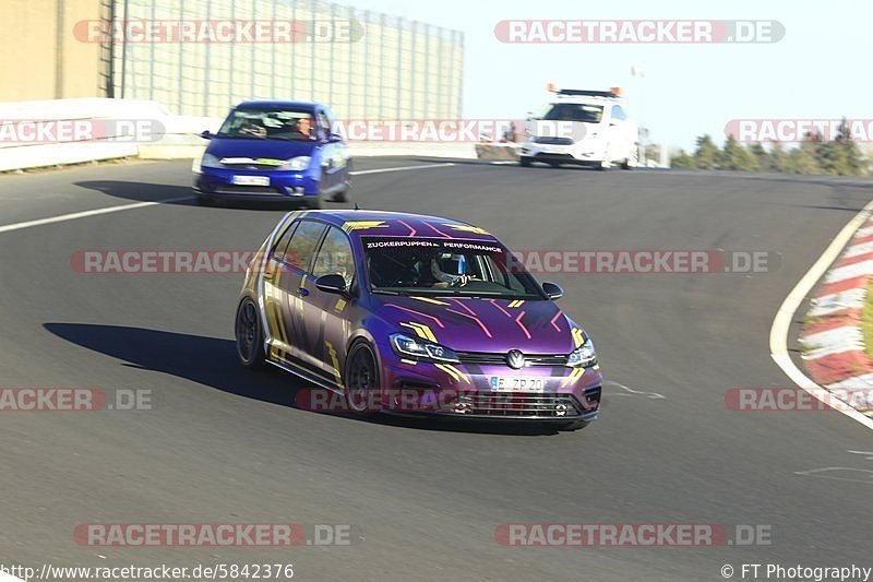 Bild #5842376 - Touristenfahrten Nürburgring Nordschleife (18.04.2019)