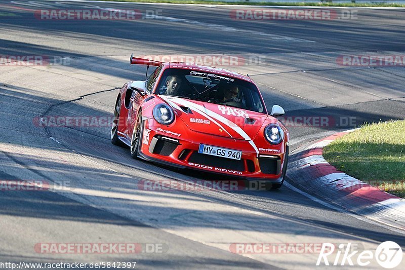 Bild #5842397 - Touristenfahrten Nürburgring Nordschleife (18.04.2019)